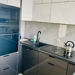 Mieszkanie, Kawalerka Na Wynajem Kilkudniowy Budynek 48 Mieszkanie Nr20