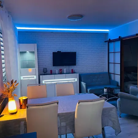 Mieszkanie, Kawalerka Na Wynajem Kilkudniowy Budynek 48 Mieszkanie Nr20 Appartement