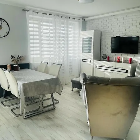Mieszkanie, Kawalerka Na Wynajem Kilkudniowy Budynek 48 Mieszkanie Nr20 Apartment Lubawa