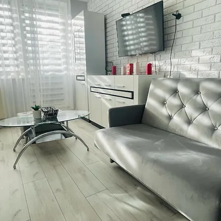 Mieszkanie, Kawalerka Na Wynajem Kilkudniowy Budynek 48 Mieszkanie Nr20 Apartment *