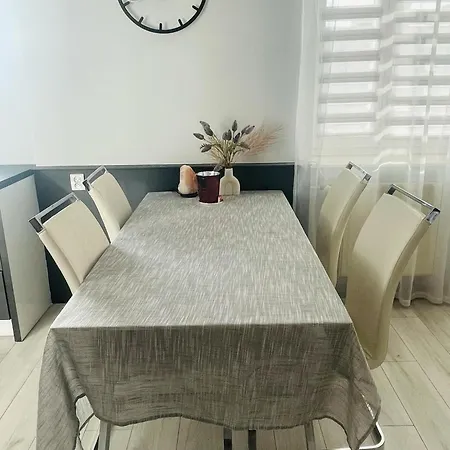 Mieszkanie, Kawalerka Na Wynajem Kilkudniowy Budynek 48 Mieszkanie Nr20 Lubawa